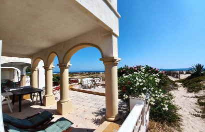 Villa - Wiederverkauf - Denia -
                Denia