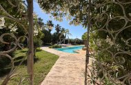 Villa - Wiederverkauf -
                Elche - M-60023