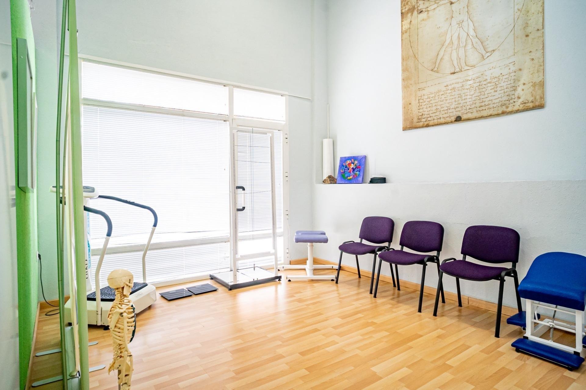 Wiederverkauf - Kommerziell -
Alfaz del Pi