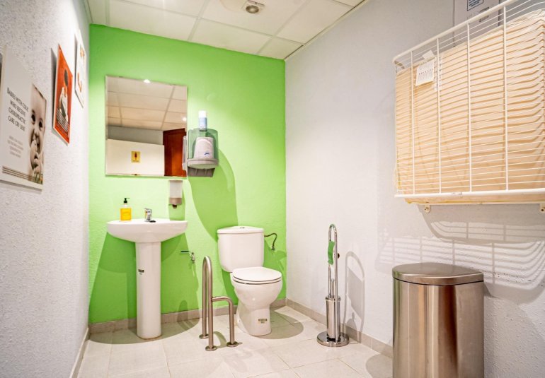 Wiederverkauf - Kommerziell -
Alfaz del Pi