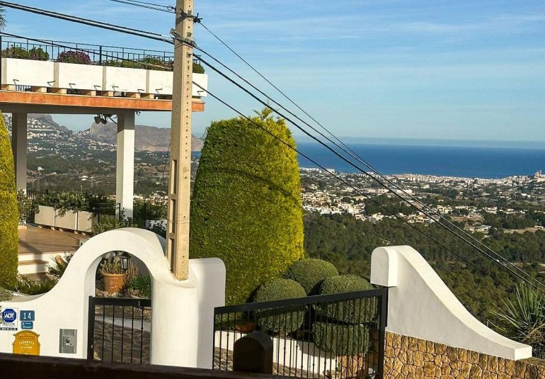 Wiederverkauf - Villa -
Alfaz del Pi