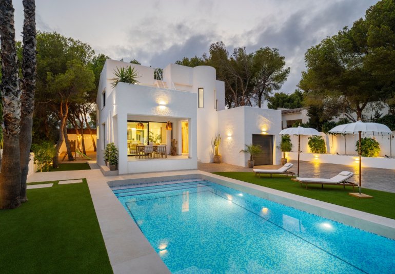 Wiederverkauf - Villa -
Altea - Urbanizaciones