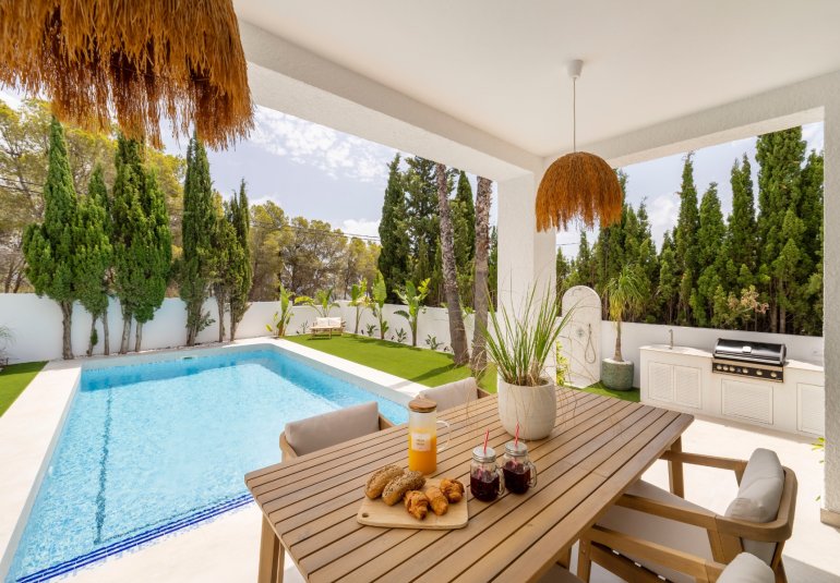 Wiederverkauf - Villa -
Altea - Urbanizaciones