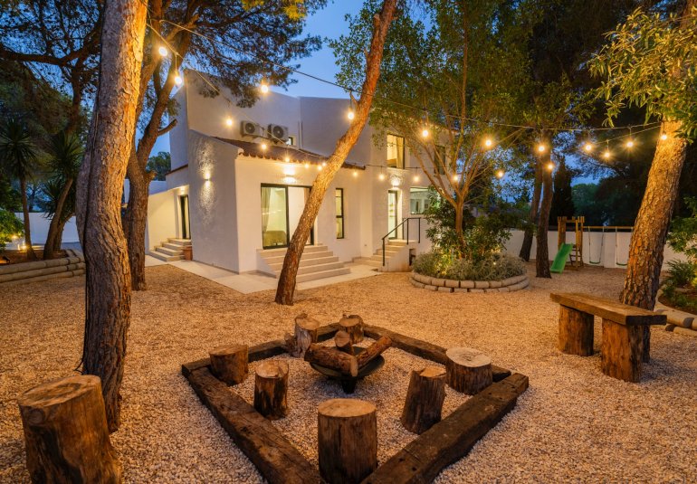 Wiederverkauf - Villa -
Altea - Urbanizaciones