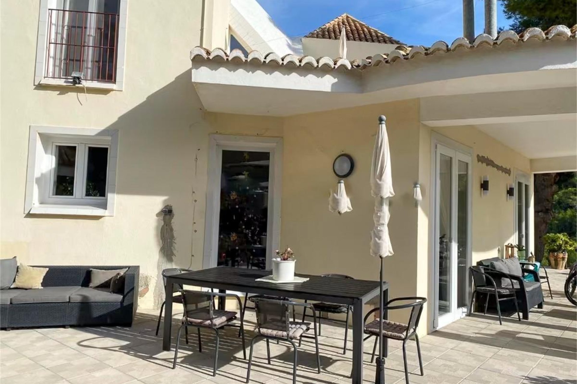 Wiederverkauf - Villa -
Altea