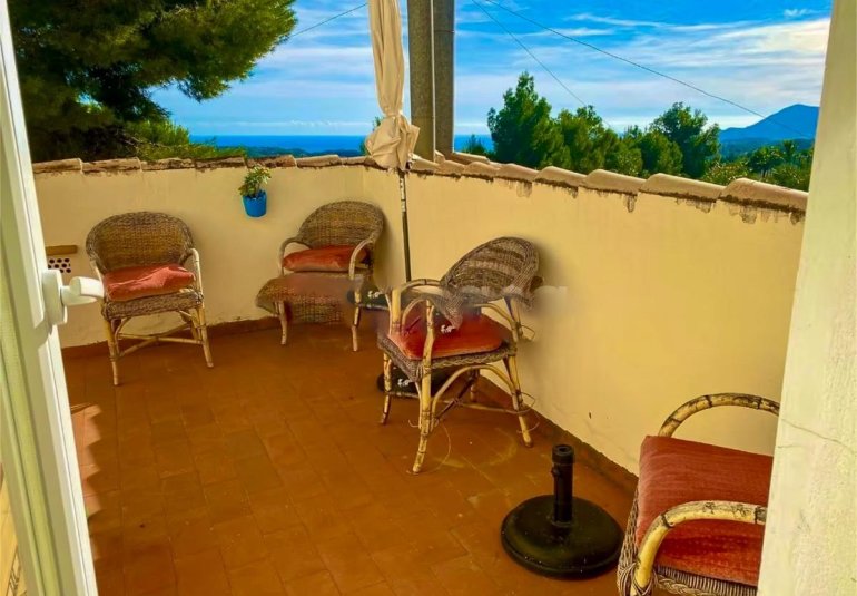 Wiederverkauf - Villa -
Altea