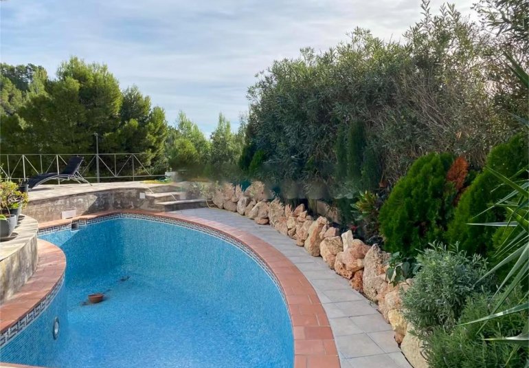 Wiederverkauf - Villa -
Altea