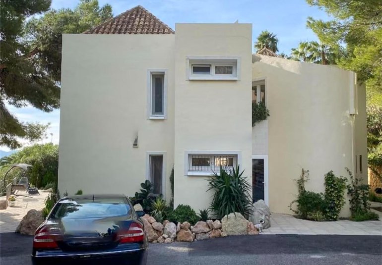 Wiederverkauf - Villa -
Altea