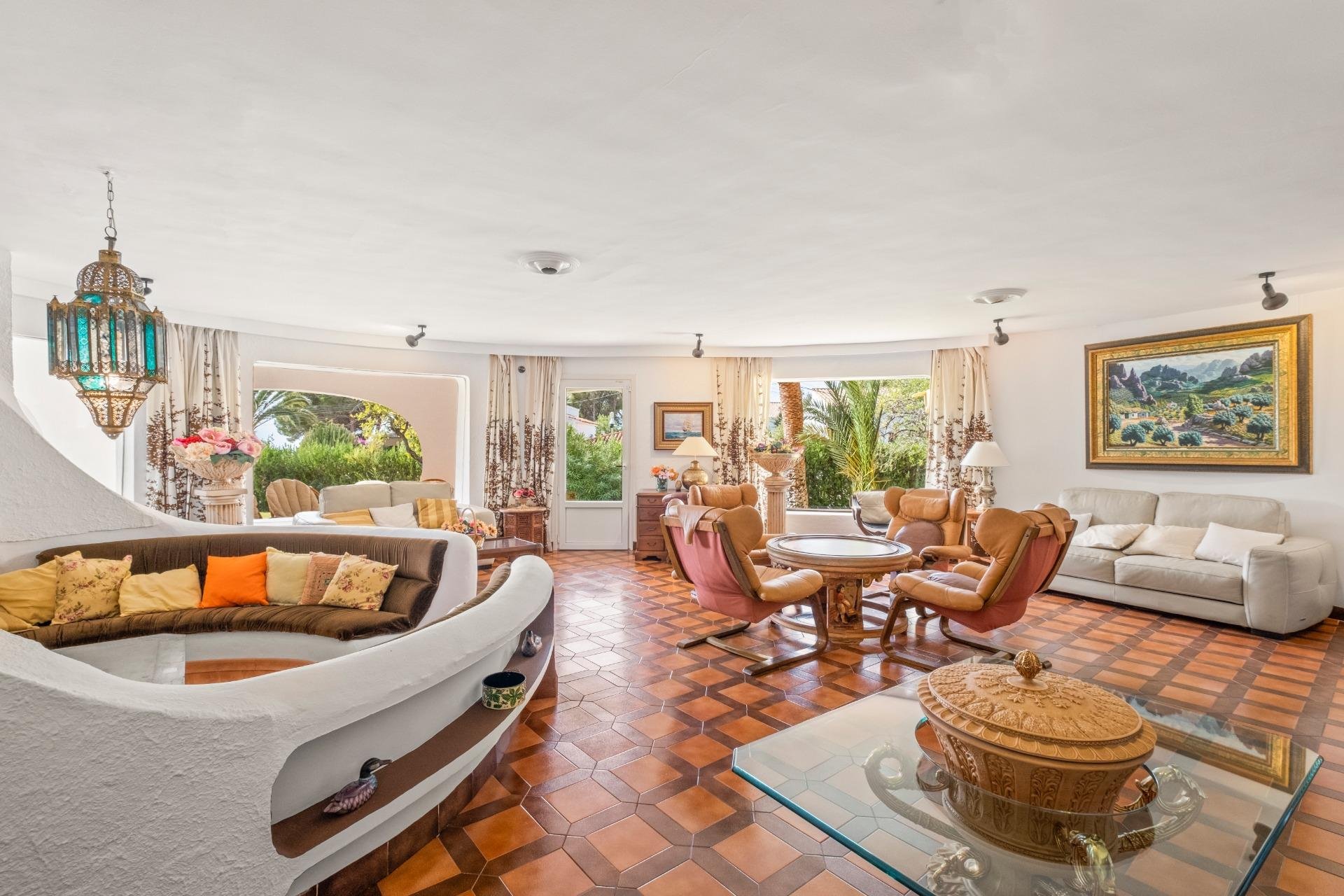 Wiederverkauf - Villa -
Altea