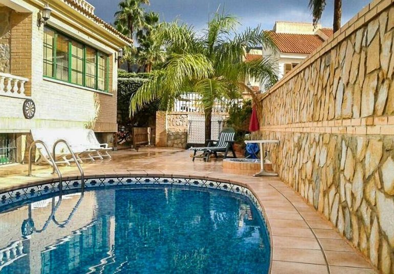 Wiederverkauf - Villa -
Benidorm