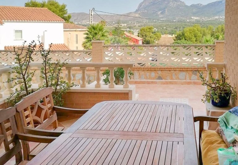 Wiederverkauf - Villa -
Benidorm