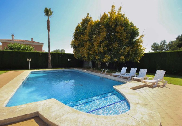 Wiederverkauf - Villa -
Benidorm