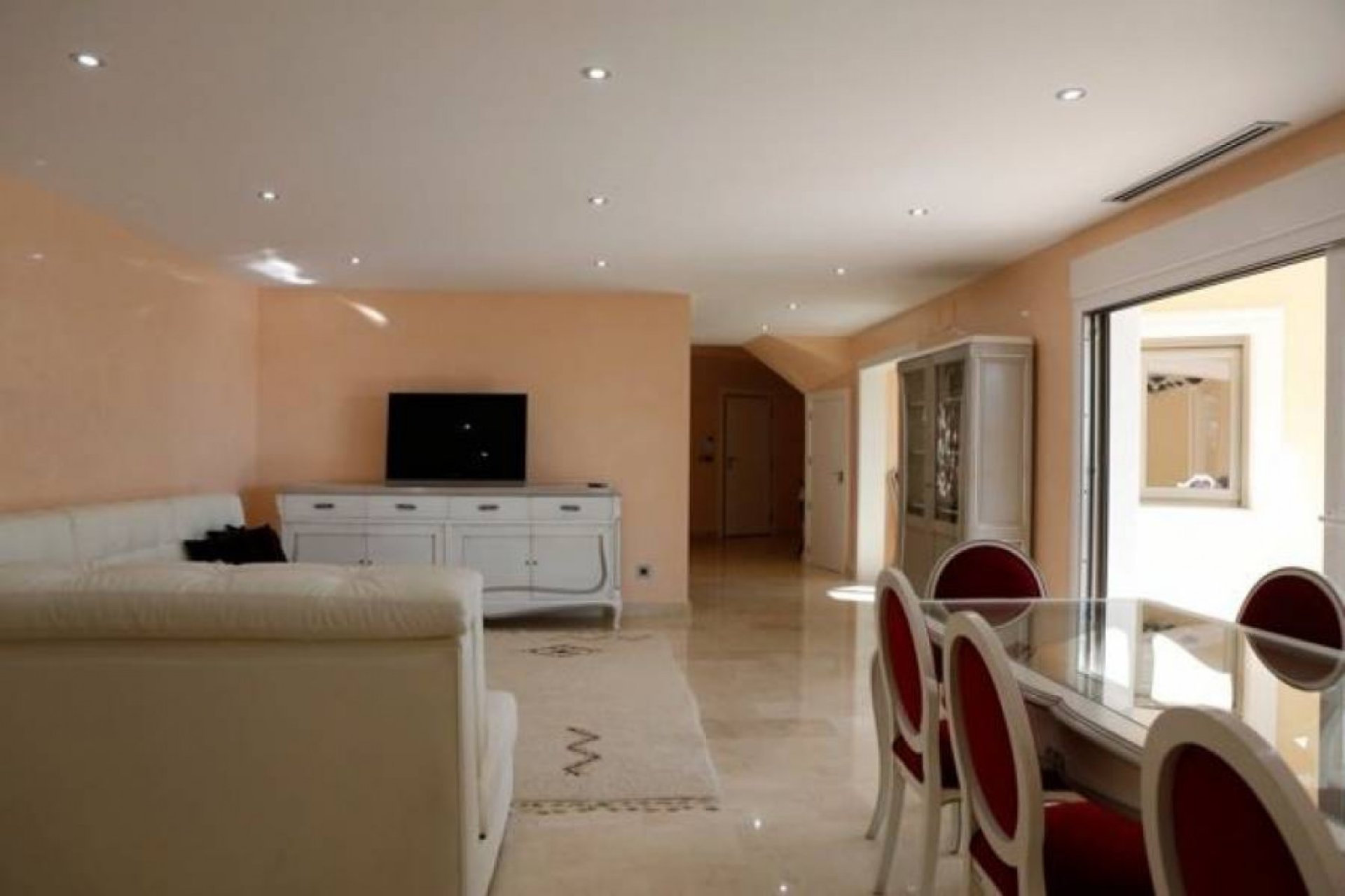 Wiederverkauf - Villa -
Benissa - Alicante