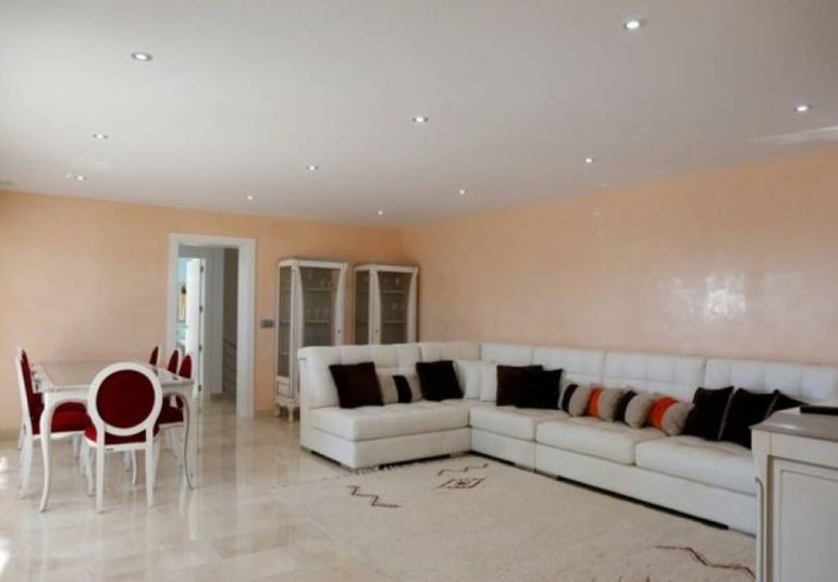 Wiederverkauf - Villa -
Benissa - Alicante