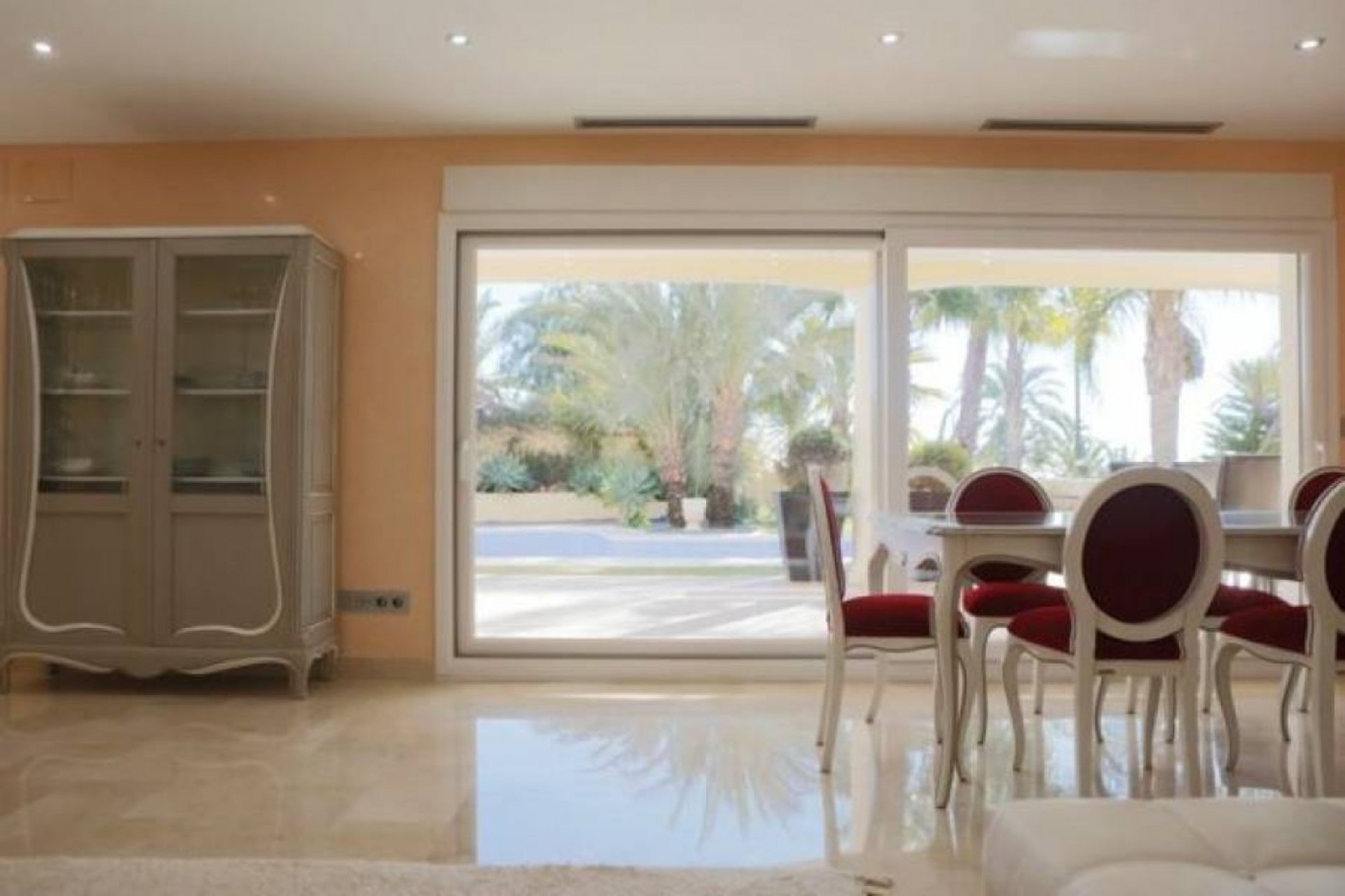 Wiederverkauf - Villa -
Benissa - Alicante