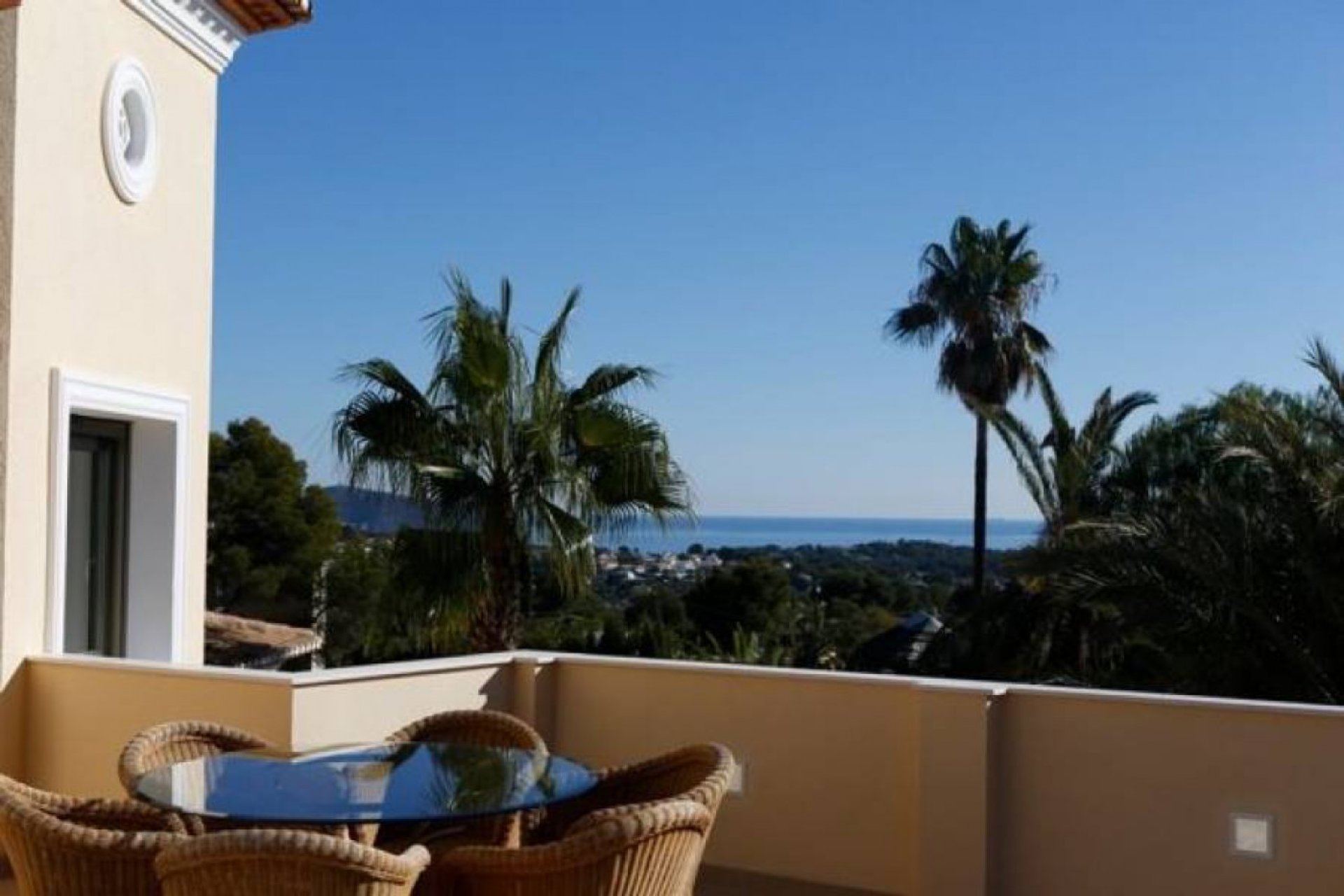 Wiederverkauf - Villa -
Benissa - Alicante