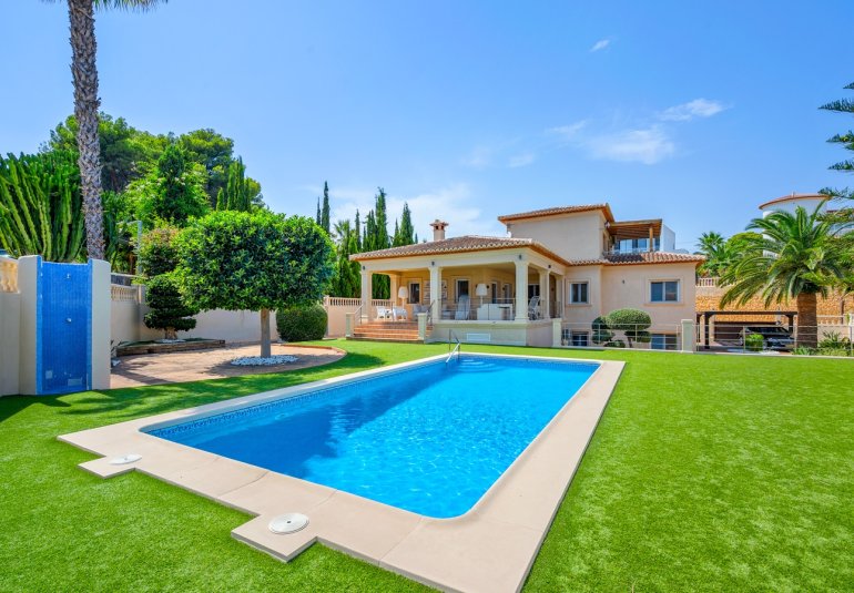 Wiederverkauf - Villa -
Benissa