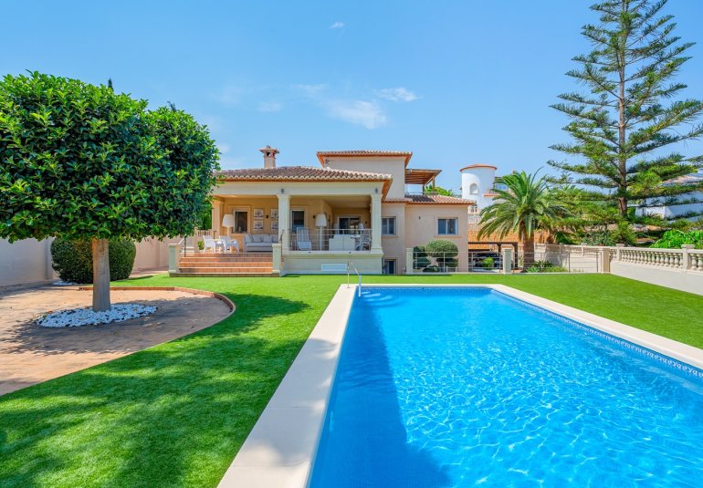 Wiederverkauf - Villa -
Benissa
