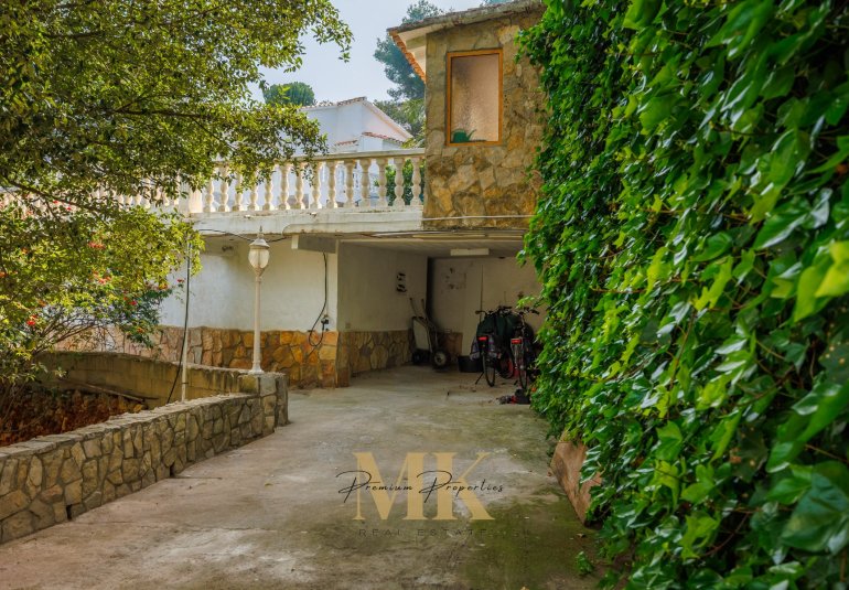 Wiederverkauf - Villa -
Denia - Montgó