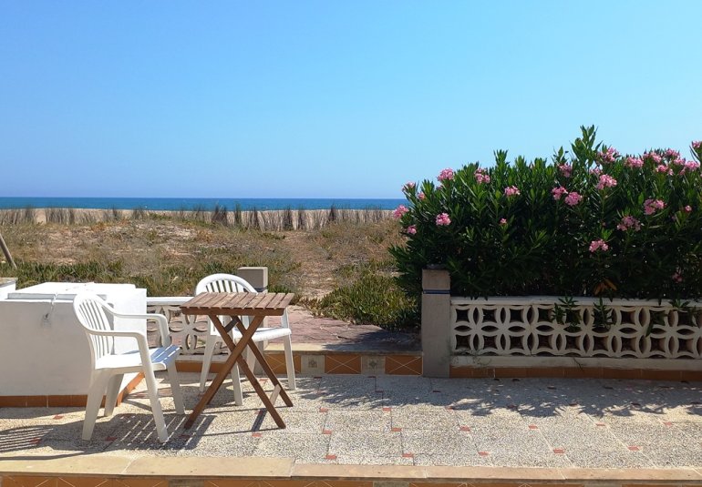 Wiederverkauf - Villa -
Denia