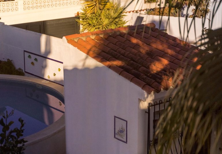 Wiederverkauf - Villa / Doppelhaushälfte -
Alfaz del Pi - Albir