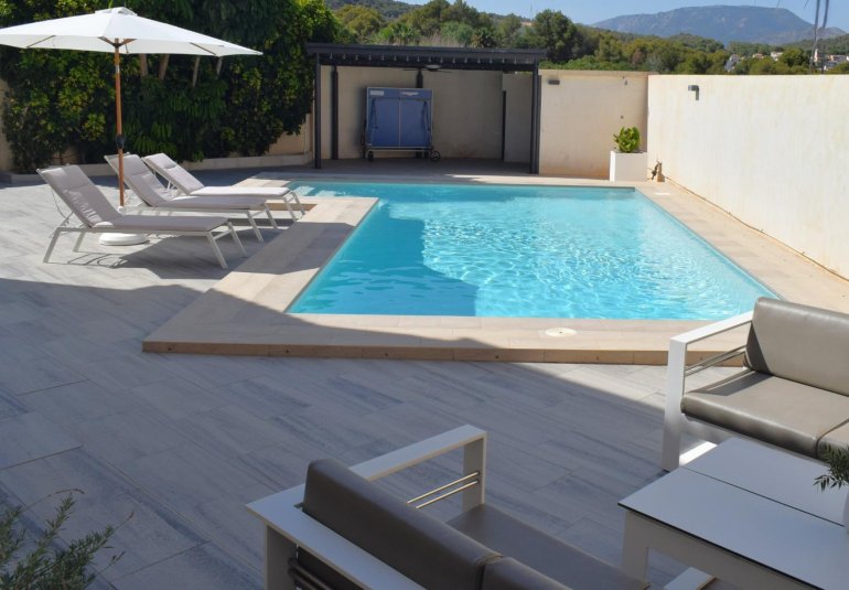 Wiederverkauf - Villa / Doppelhaushälfte -
Alfaz del Pi