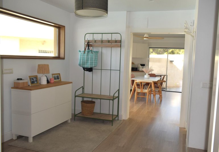 Wiederverkauf - Villa / Doppelhaushälfte -
Alfaz del Pi