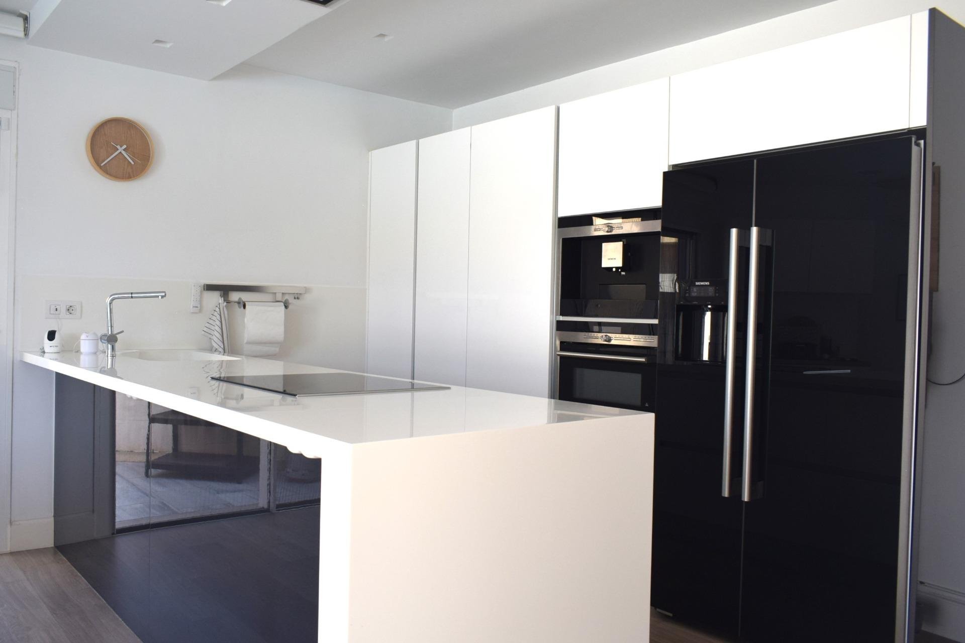 Wiederverkauf - Villa / Doppelhaushälfte -
Alfaz del Pi