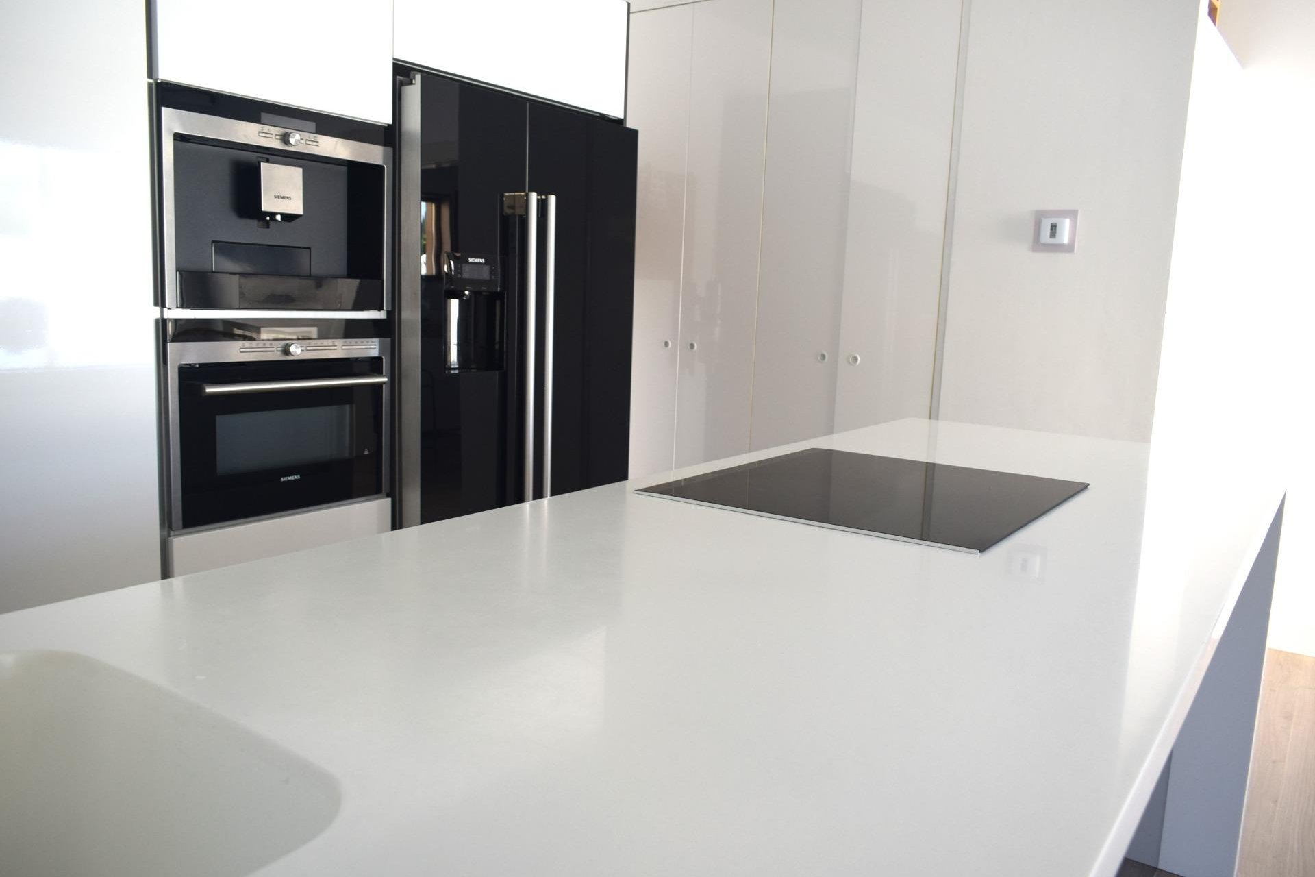 Wiederverkauf - Villa / Doppelhaushälfte -
Alfaz del Pi