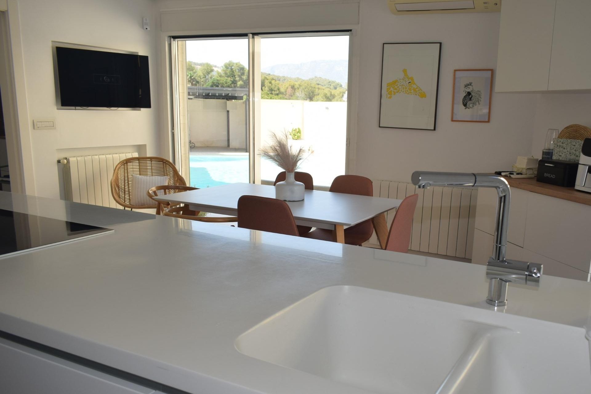 Wiederverkauf - Villa / Doppelhaushälfte -
Alfaz del Pi