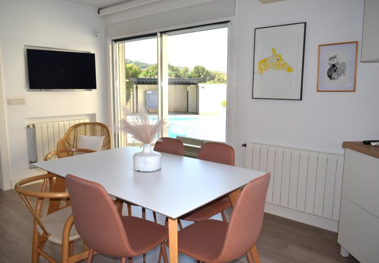 Wiederverkauf - Villa / Doppelhaushälfte -
Alfaz del Pi