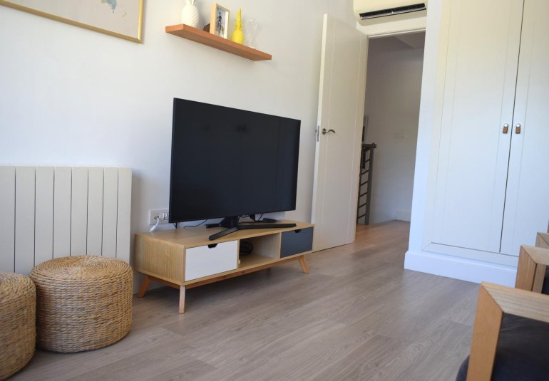 Wiederverkauf - Villa / Doppelhaushälfte -
Alfaz del Pi