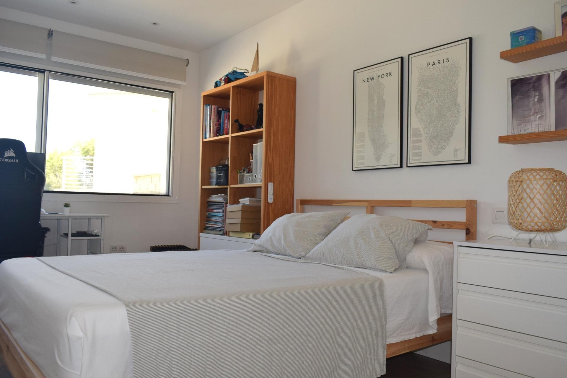 Wiederverkauf - Villa / Doppelhaushälfte -
Alfaz del Pi