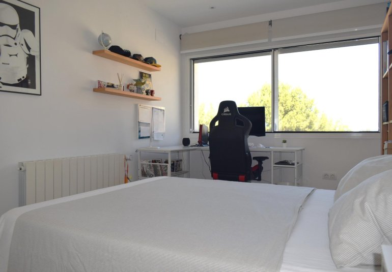 Wiederverkauf - Villa / Doppelhaushälfte -
Alfaz del Pi