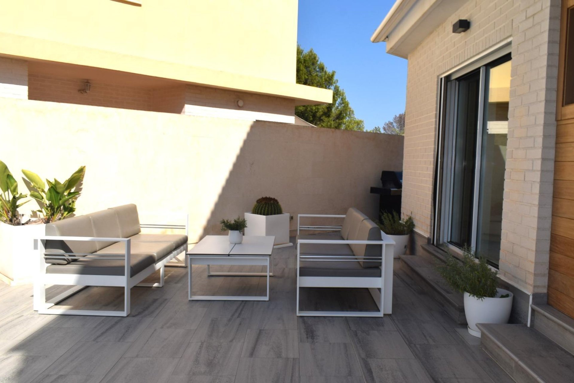 Wiederverkauf - Villa / Doppelhaushälfte -
Alfaz del Pi