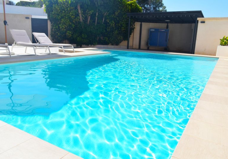 Wiederverkauf - Villa / Doppelhaushälfte -
Alfaz del Pi