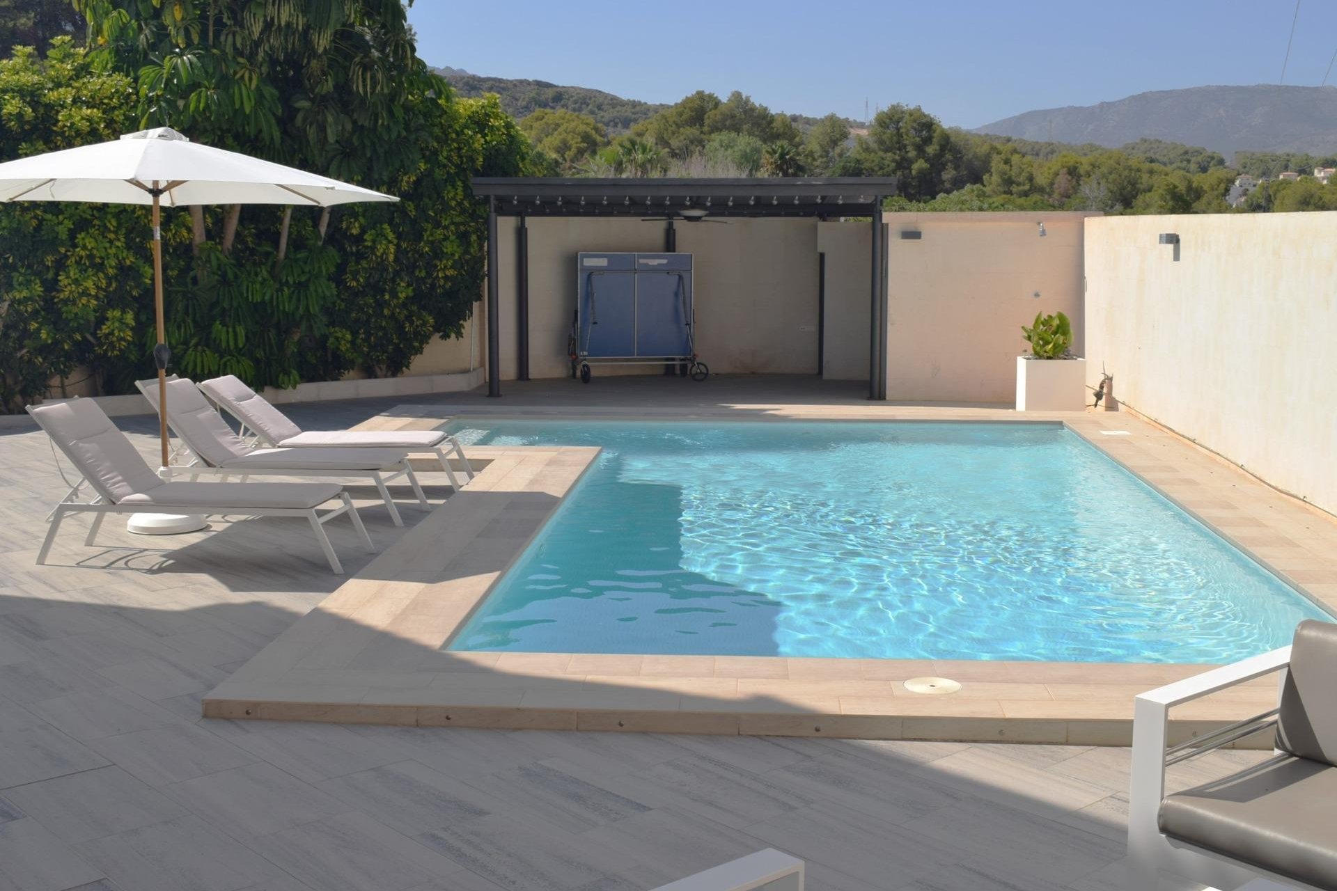 Wiederverkauf - Villa / Doppelhaushälfte -
Alfaz del Pi