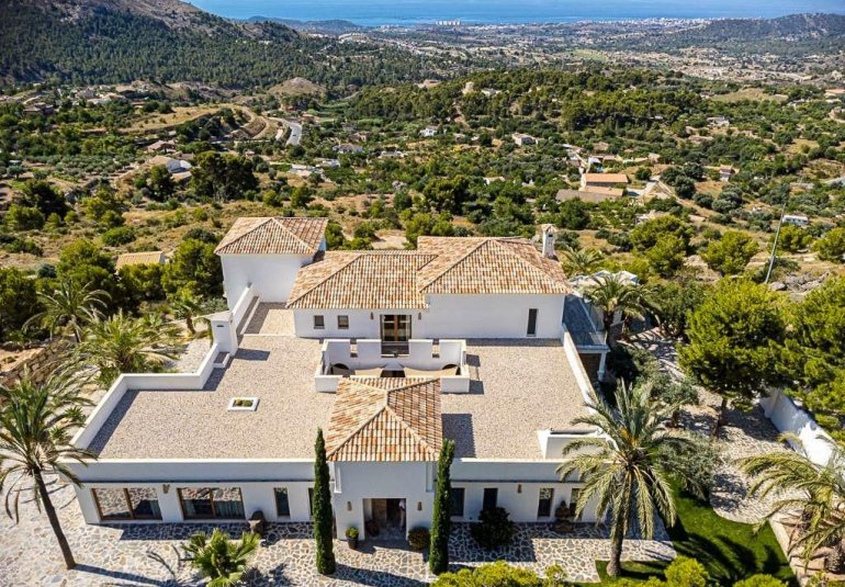 Wiederverkauf - Villa -
Finestrat