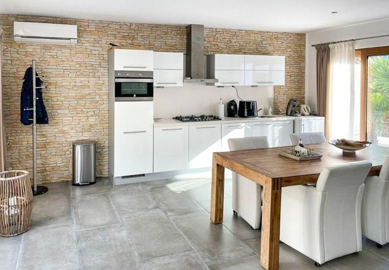 Wiederverkauf - Villa -
Finestrat