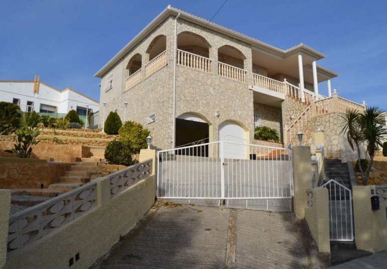 Wiederverkauf - Villa -
La Nucía - La nucia