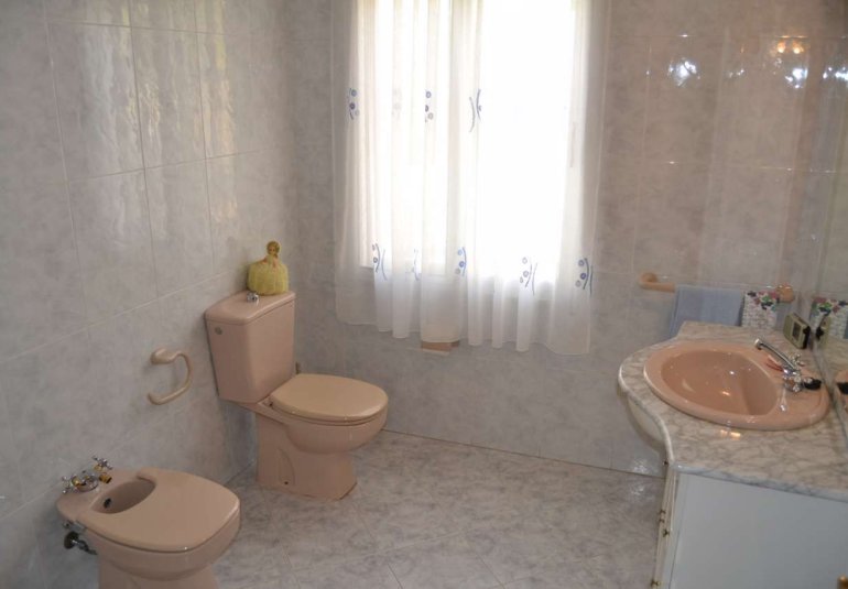 Wiederverkauf - Villa -
La Nucía - La nucia