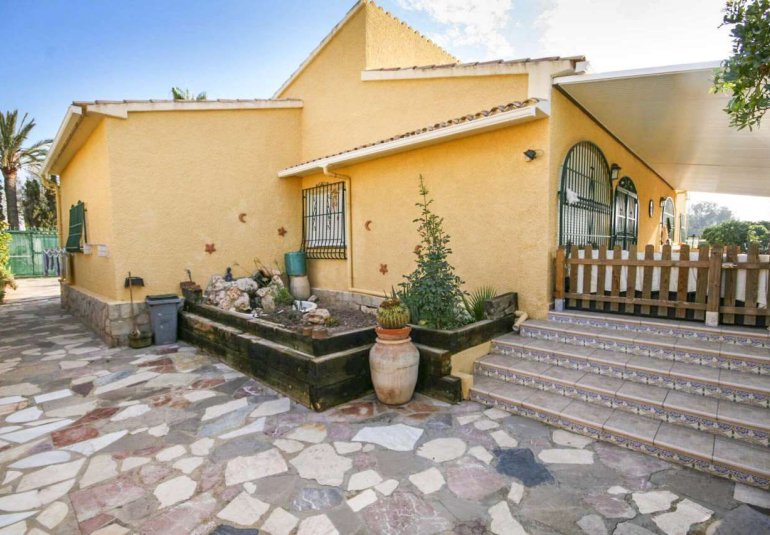 Wiederverkauf - Villa -
La Nucía - La nucia