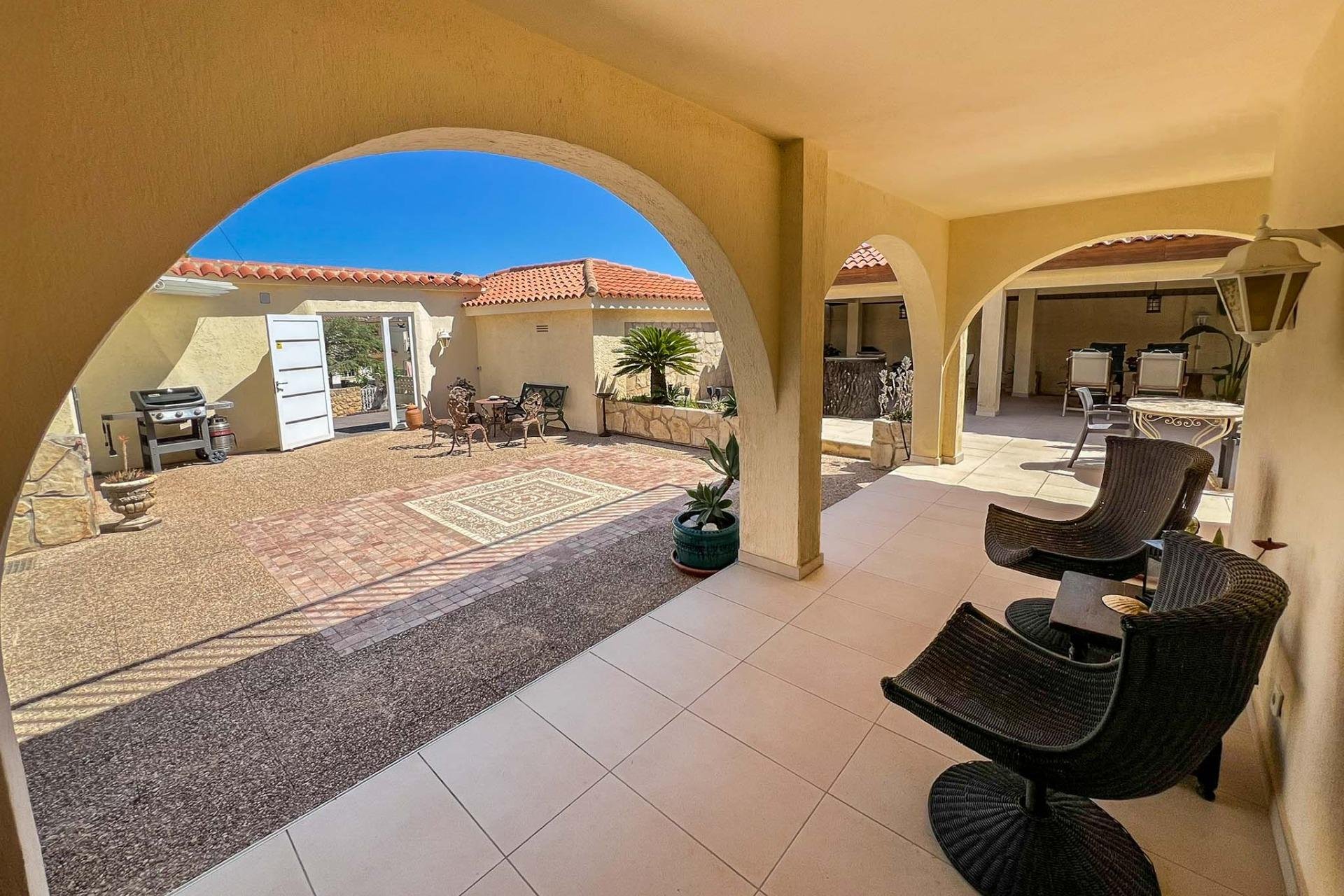 Wiederverkauf - Villa -
La Nucía - La nucia
