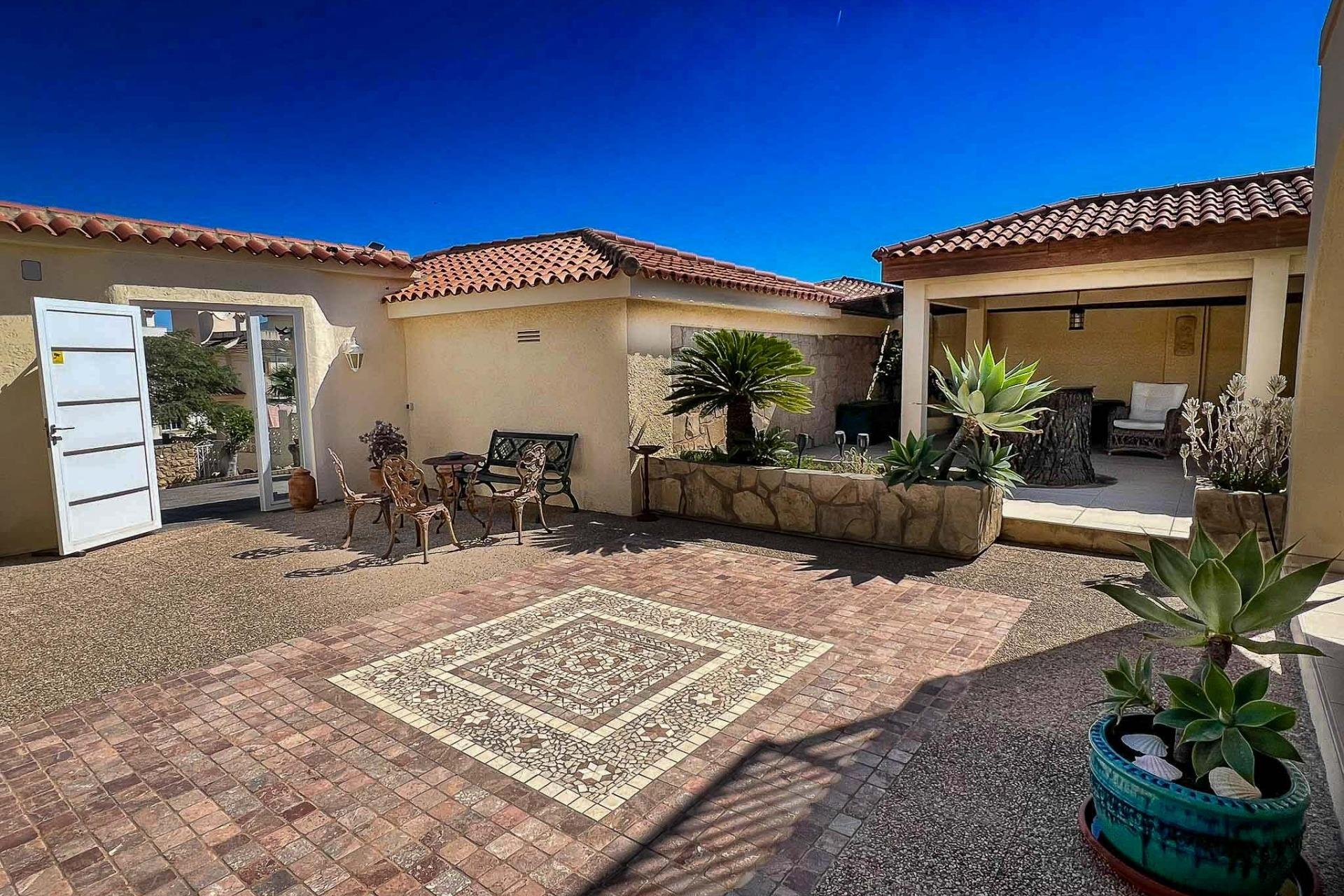 Wiederverkauf - Villa -
La Nucía - La nucia