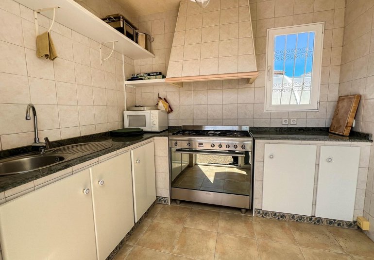 Wiederverkauf - Villa -
La Nucía - La nucia