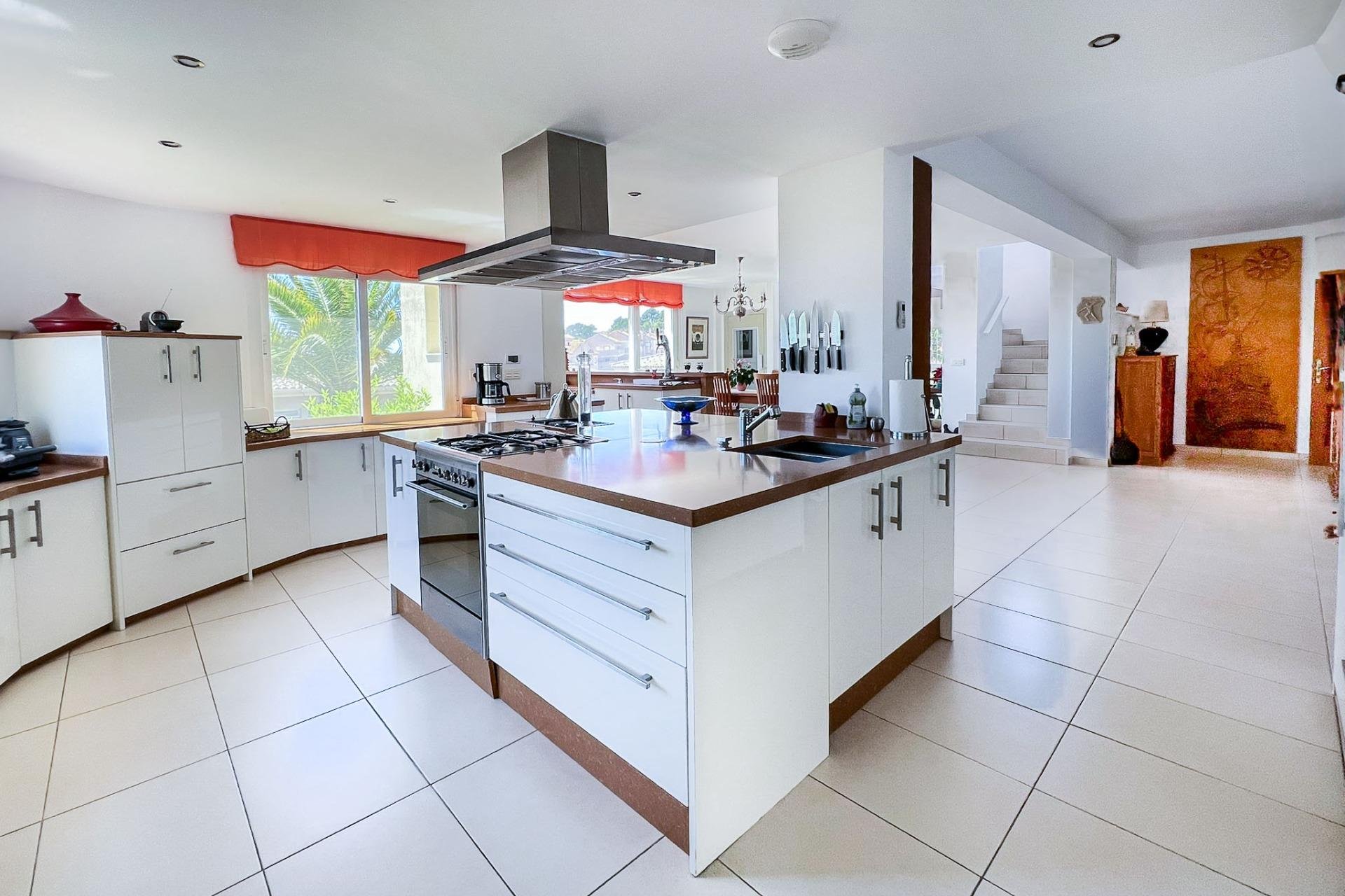 Wiederverkauf - Villa -
La Nucía - La nucia