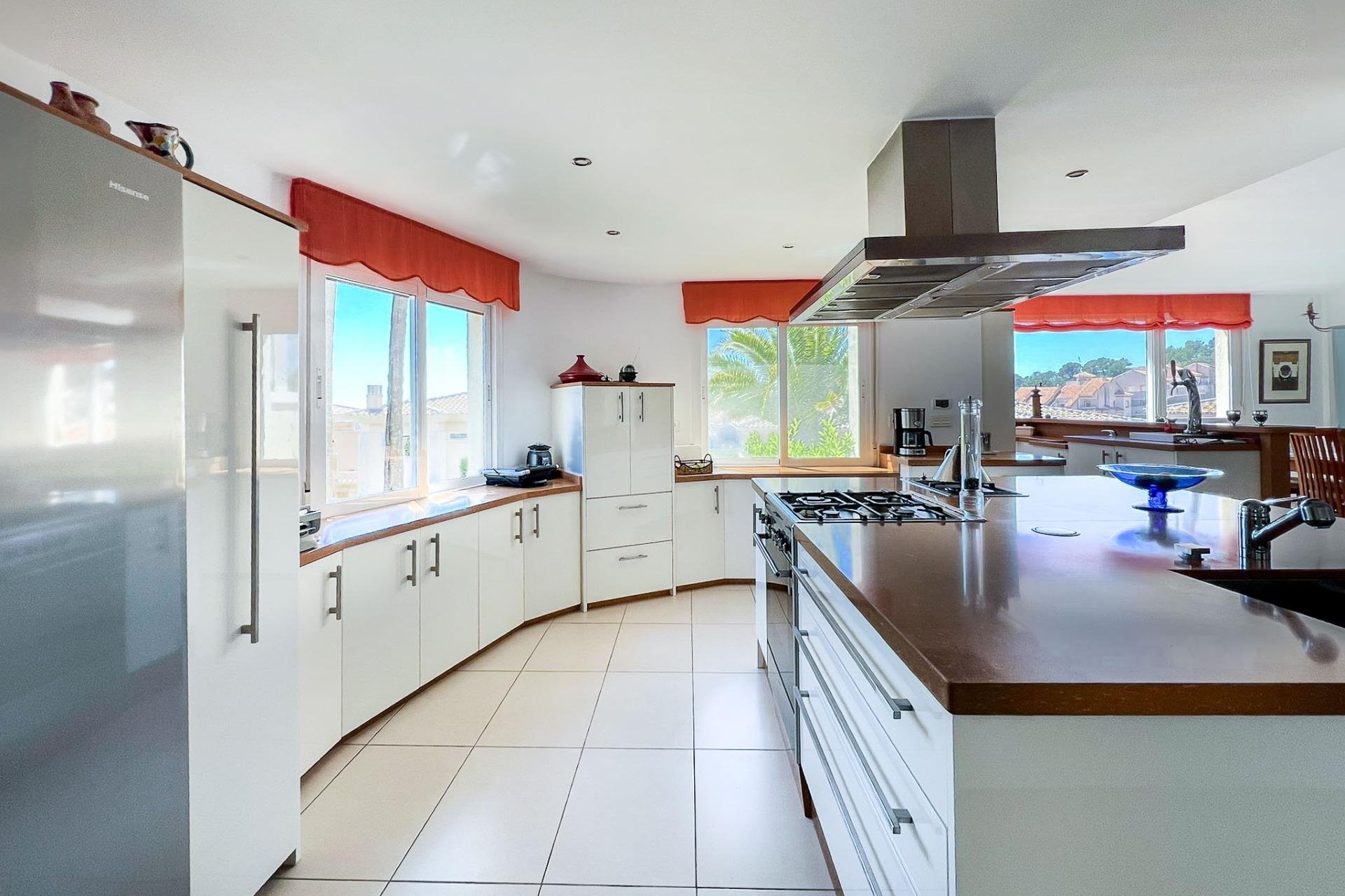 Wiederverkauf - Villa -
La Nucía - La nucia