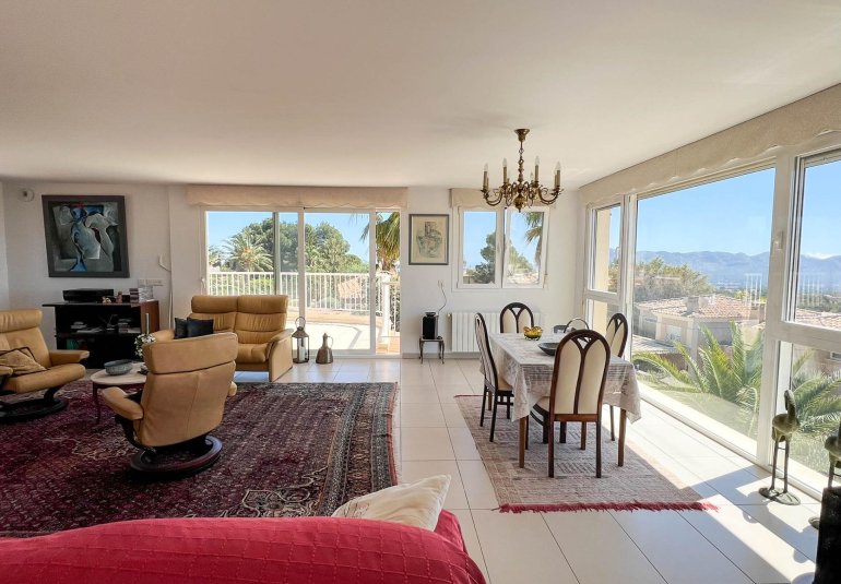 Wiederverkauf - Villa -
La Nucía - La nucia