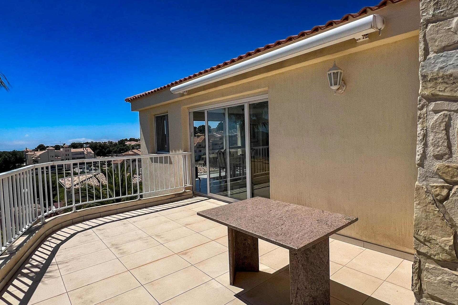 Wiederverkauf - Villa -
La Nucía - La nucia