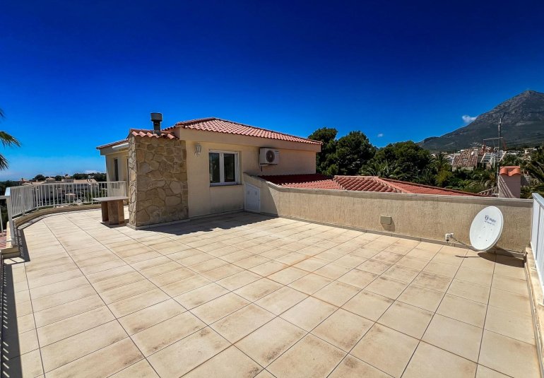 Wiederverkauf - Villa -
La Nucía - La nucia